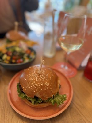 Cheeseburger   at Hulala in Dusseldorf