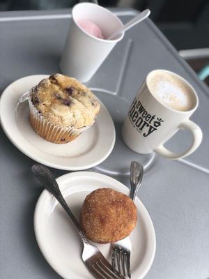 Sweet nothings ☺️ at Sweet Theory Baking Co. in Jacksonville