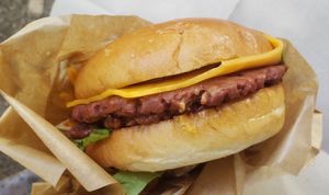  at Dirty Burger in Tours