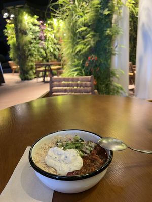 Chilly sin carne  at Wild & The Moon in Doha