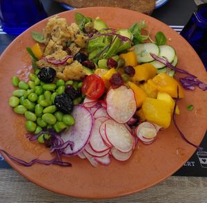 Le poke bowl at Lady Glagla in Aigues-mortes