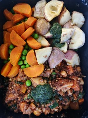 Khichari Chickpea Dahl at Slánú Wholefood Kitchen in Malaga