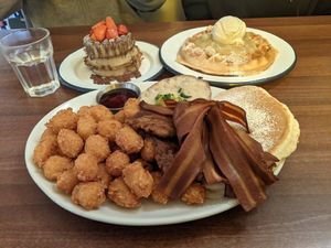  at Dimpsy's Diner in Plymouth