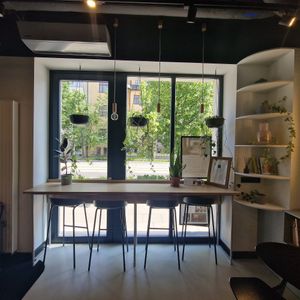 Reception area at Plantonia Aparthotel in Krakow