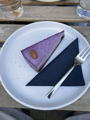 Blueberry no-cheese cake  at Crave Coffee & Bakery in Rotterdam