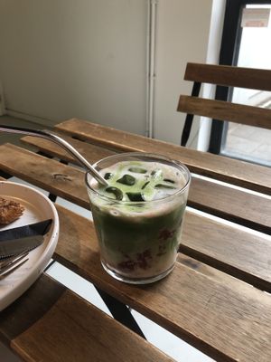Iced matcha strawberry latte🤤🍵🍓  at Crave Coffee & Bakery in Rotterdam
