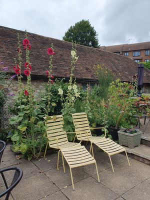  at Nincomsoup in Hythe