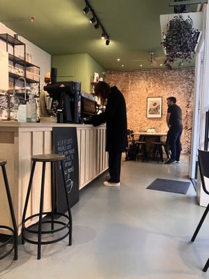 Vrolijke koffietent   at Coffee Habits  in Haarlem