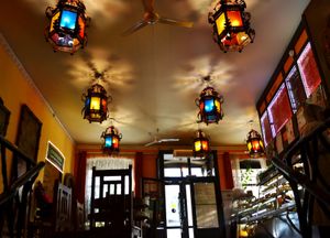 Яркое освещение  at Jagannath na Taganke in Moscow