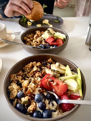 Granola with vegan yoghurt & fresh fruit and breakfast bun with tofu scramble & mushroom  at Papercup Motherwell in Motherwell