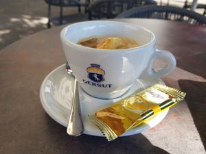 Veganes Affogato- viele vegane Eissorten at Eismanufaktur Rinaldo in Essen