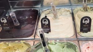 Vegan flavors at Mimi Gelato Art in Zikhron Yaakov