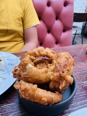 Onion rings  at Byron in York