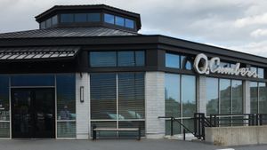 Exterior June 2023 at Q. Cumbers in Edina