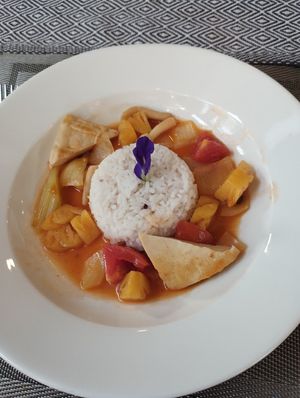 Hot breakfast at Na Vayla PaPlern Hotel in Bangkok