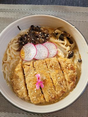   at Na Vayla PaPlern Hotel in Bangkok