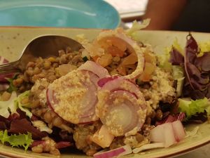 Quinoa salad at Arte y Sabor in Sevilla