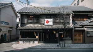 Exterior at Toriba Coffee in Kyoto