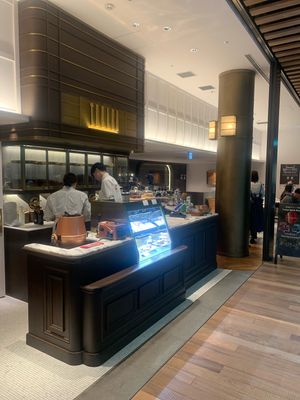 Clean and quiet    at Toriba Coffee in Tokyo