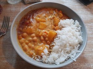 Mango Curry at The Good Grub in Eastbourne