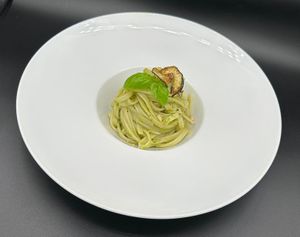 Pasta al pesto di zucchine 🌿 at PURA Smart Veg Farmhouse - Il Rifugio Pecorella in Alvignano