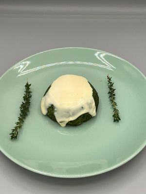 Flan di spinaci e fonduta at PURA Smart Veg Farmhouse - Il Rifugio Pecorella in Alvignano