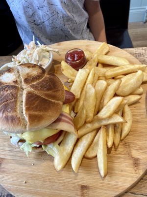 Burger with mushroom, ‘bacon’ and all the trimmings   at The Royal Oak  in Lingfield