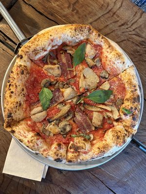   at Pretty Pizza in Munich