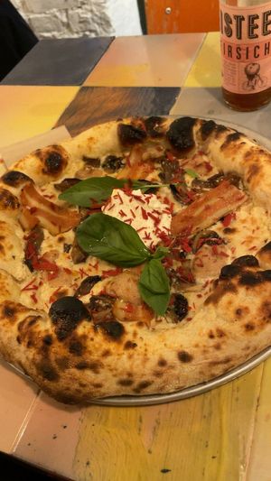 Reggie Miller at Pretty Pizza in Munich