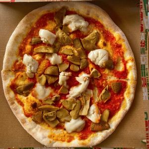 Pizza porcini with rice mozzarella  at Bellavista Ristorante Pizzeria in Peschiera Del Garda