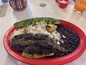 Totopos tradicionales & barbacoa de vegetales  at Frida Chilaquiles Contry   in Monterrey