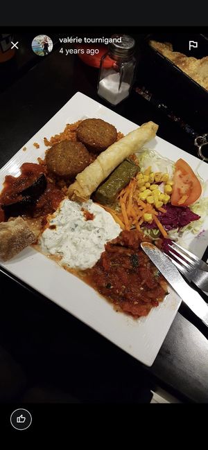 The vegetarian plate at Restaurant Le Bodrum in Marseille