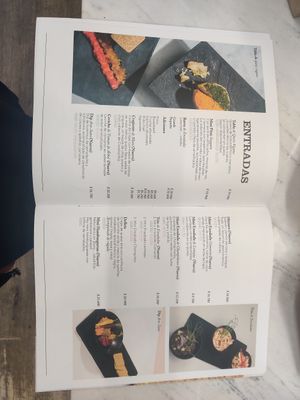 Menu: vegan dishes include vegan cheese board and every dish with the green vegan symbol at Artesano 81 by Crepes & Waffles in Cundinamarca