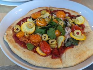 Vegan pizza at La Veillée - Microbrasserie et Pub in Sainte-agathe-des-monts