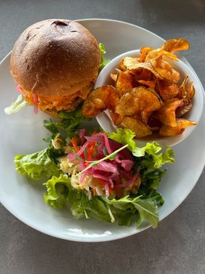 Veggie Burger with seitan patty (vegatarian/vegan) at La Veillée - Microbrasserie et Pub in Sainte-agathe-des-monts