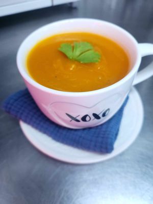 Potage fait maison.
Home-made soup. at La Veillée - Microbrasserie et Pub in Sainte-agathe-des-monts