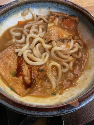 Veganes Udon Curry (Foto leider erst auf halbem Weg gemacht^^) - wirklich unfassbar lecker!   at Min Ramen Bar in Heidelberg