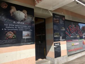   at L Edy Pizza in Ponte Tresa