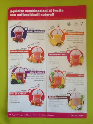 Fruit smoothie menu at L Edy Pizza in Ponte Tresa