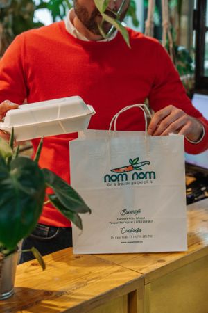 We deliver, Bolt Food, Glovo at Nom Nom in Bucharest