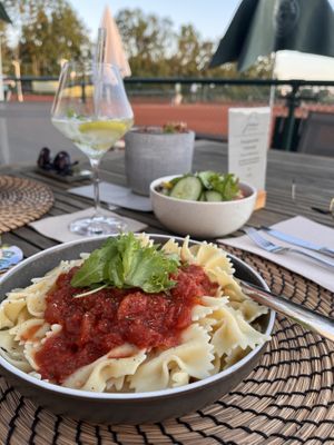Pasta with tomato sauce and lovely side saladd  at Gärtners Restaurant in Ubstadt-weiher