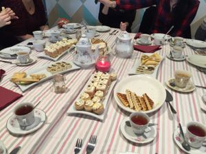 Hi-tea for 12 at Heavenly Cupcakes in Rotterdam