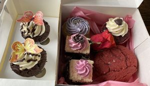 Vegan valentines box xl🥰  at Heavenly Cupcakes in Rotterdam