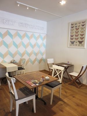 interior, Heavenly Cupcakes, Rotterdam at Heavenly Cupcakes in Rotterdam
