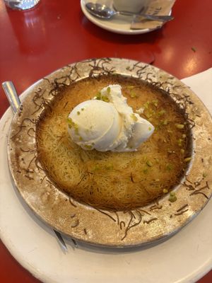 Knafeh  at Café NIL in Vienna