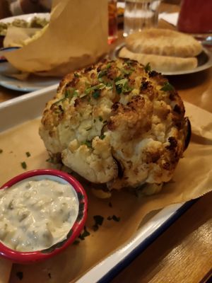 Nil Blume (whole cauliflower) at Café NIL in Vienna