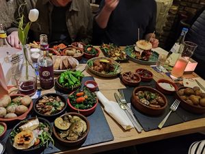 Diverse Tapas. Viele vegane und vegetarische Optionen at Liebbar in Herdecke
