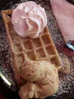   at Kiez & Kugel in Berlin