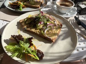 Hummus toastt  at BLOOMING I Healthy Food Café in Torremolinos