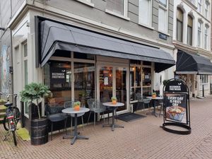 Front at Bijzonder Frietwerk in Dordrecht